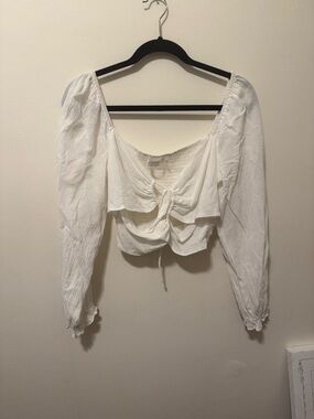 Astr White Long-Sleeve Ruched Front Crop Top